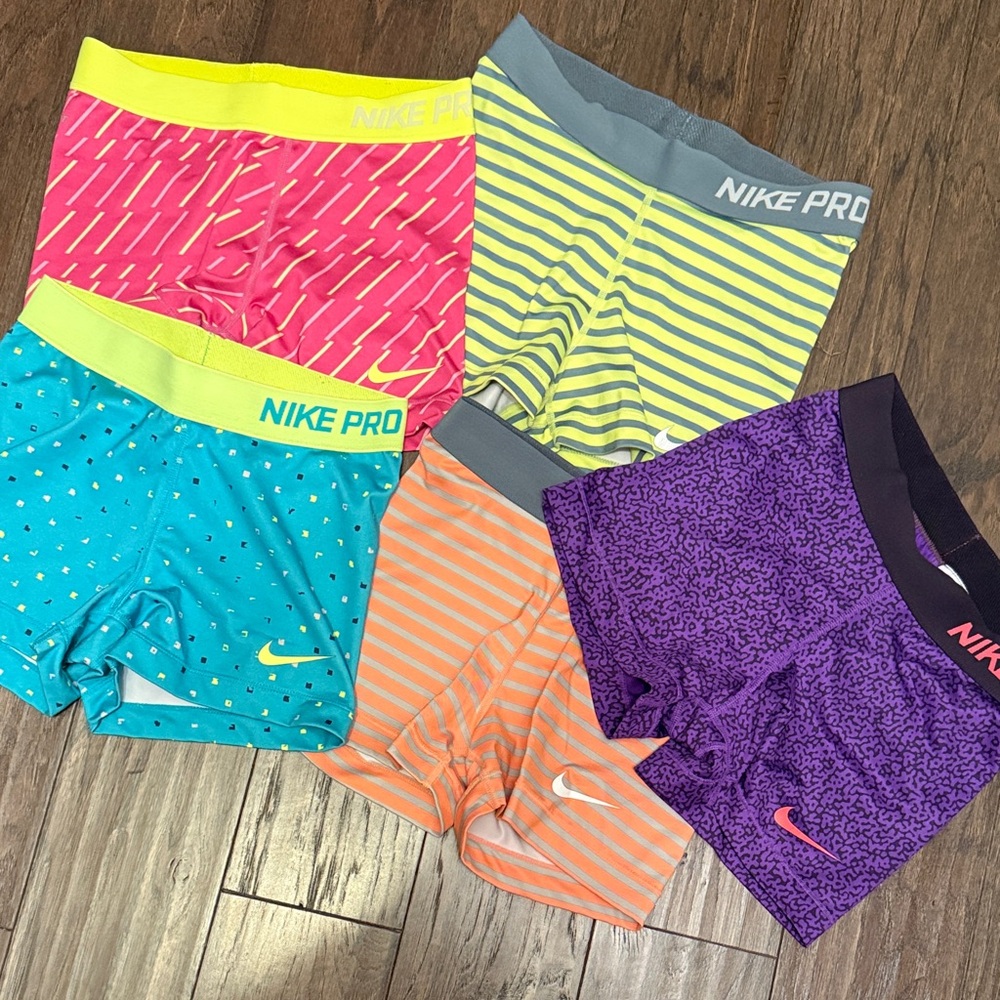 Nike Pro women’s shorts